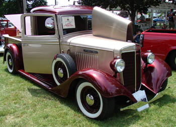 1935 International truck street rod